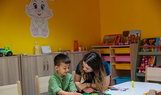 Annelere kolaylık, &ccedil;ocuklara oyun