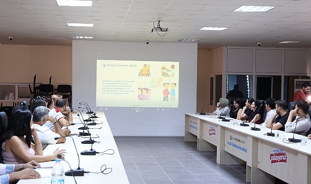 Antalya&rsquo;da toplu ulaşım şof&ouml;rlerine hizmet i&ccedil;i eğitimler başladı