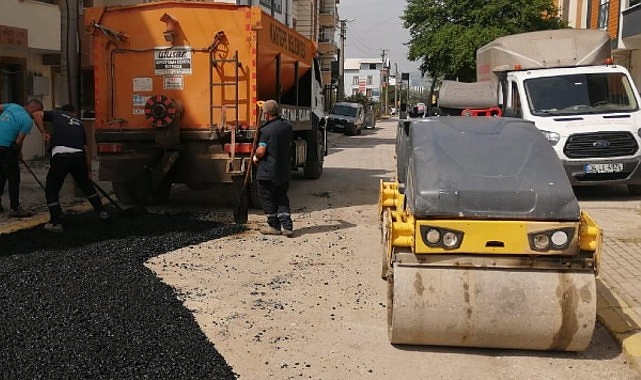 Ataevler&rsquo;de Asfalt Yama &Ccedil;alışmaları Aralıksız S&uuml;r&uuml;yor