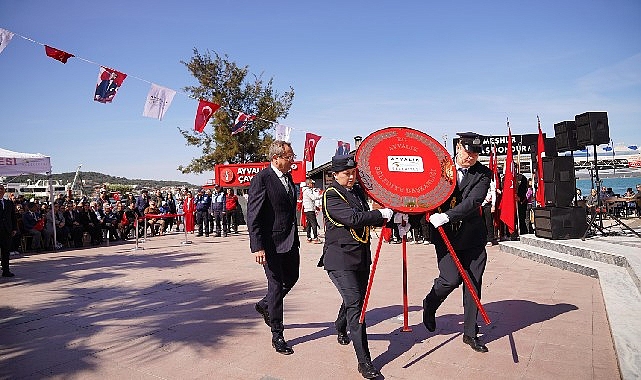 Atat&uuml;rk'&uuml;n Ayvalık'a gelişinin 91'inci Yıl D&ouml;n&uuml;m&uuml; kutlandı