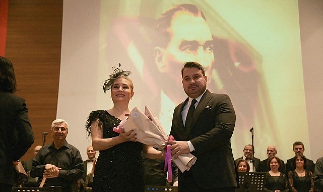 Atat&uuml;rk&rsquo;&uuml;n Fikirleri T&uuml;rk&uuml;lerle Canlandırıldı