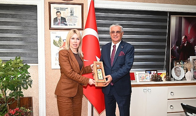 A&Uuml; Rekt&ouml;r&uuml; &Ouml;zkan Kemer Belediyesi&rsquo;nde