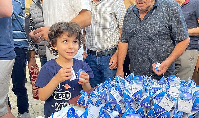 Aydın B&uuml;y&uuml;kşehir Belediyesi Vatandaşlarla Bayramlaştı