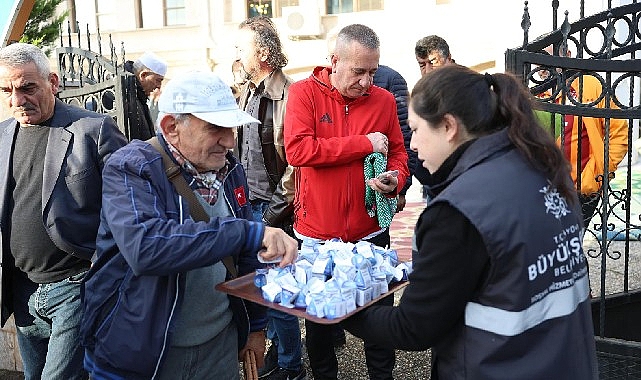 Aydın B&uuml;y&uuml;kşehir Belediyesi'nden lokumlu bayramlaşma