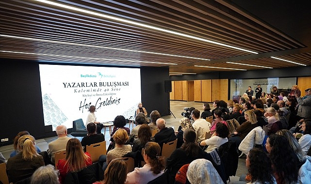 Ayşe Kulin Beylikd&uuml;z&uuml;&rsquo;nde Okurlarıyla Buluştu