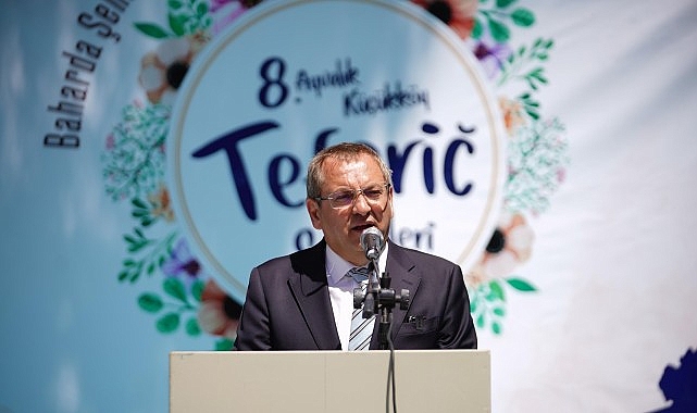 Ayvalık 8. Uluslararası K&uuml;&ccedil;&uuml;kk&ouml;y Teferic Şenlikleri Başladı