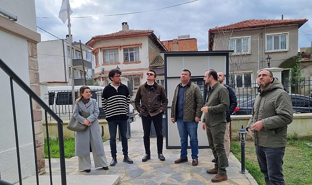 Ayvalık Alan Başkanlığı Ekibinden Burhaniye Kent Arşivi&rsquo;ne Ziyaret