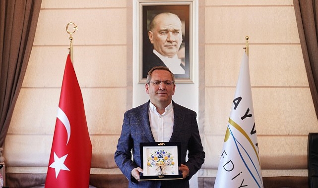 Ayvalık, mavi bayraklı plaj sayısıyla Balıkesir&rsquo;in zirvesinde