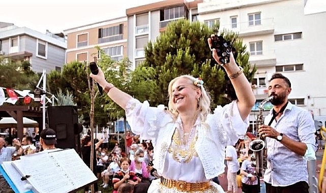 Ayvalık&rsquo;ta Bahar Coşkusu: Teferi&ccedil; Şenlikleri Başlıyor