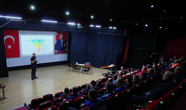 Ayvalık&rsquo;ta &Ccedil;evre Hamlesi: Atık Getirme Merkezi İ&ccedil;in Eğitim Başladı