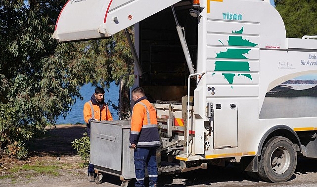 Ayvalık&rsquo;ta Konteynerler Yaz &Ouml;ncesi Dezenfekte Ediliyor...