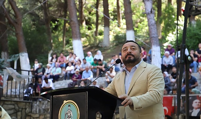 Bademli&rsquo;de Kiraz Festivali Coşkusu