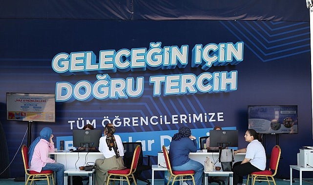 Bağcılar&rsquo;da &uuml;niversite adaylarına &uuml;cretsiz tercih danışmanlığı