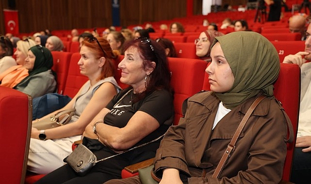 Bahar Eriş'ten &ccedil;ocuk yetiştirmede altın kurallar