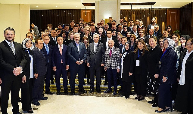 Bakan Bolat İSTAF İftarında Konuştu &ldquo;Bir Sofra Binlerce Dua&rdquo; D&uuml;nyaya Umut Oldu