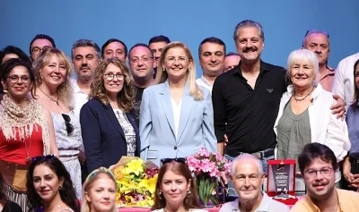 Bakırk&ouml;y Belediye Tiyatroları&rsquo;ndan B&uuml;y&uuml;k Başarı