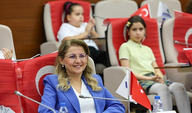 Bakırk&ouml;y Belediyesi &Ccedil;ocuk Meclisi&rsquo;nden 23 Nisan &Ouml;zel Oturumu