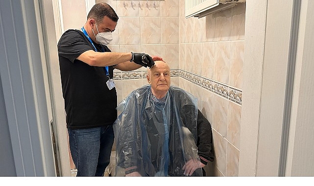 Bakırk&ouml;y Belediyesinden Bayram &Ouml;ncesi &ldquo;Evde Berber&rdquo; Hizmeti