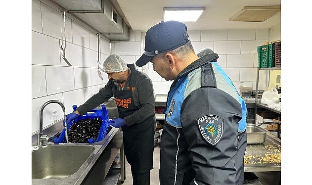 Bakırk&ouml;y Zabıtasından Yiyecek İ&ccedil;ecek İşletmelerine Sıkı Denetim