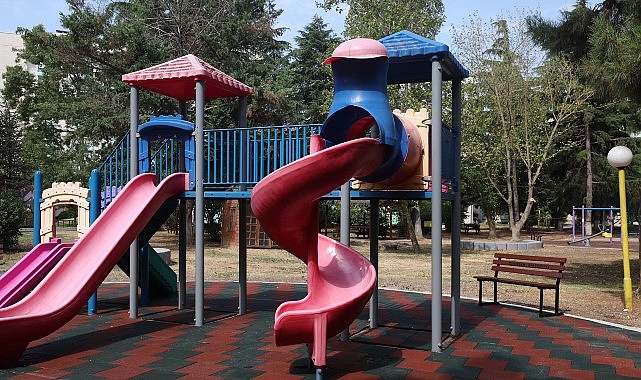 Bakırk&ouml;y&rsquo;&uuml;n Parkları Yenilendi
