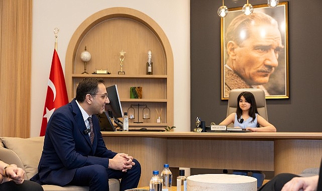 Bal&ccedil;ova&rsquo;da Başkanlık Koltuğu Geleceğin Sahiplerine Emanet Edildi