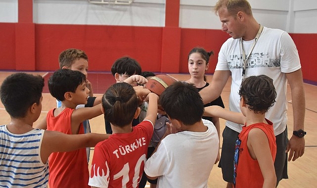 Bal&ccedil;ova&rsquo;da yaz spor okulu 30 Haziran&rsquo;da başlıyor