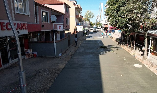 Başiskele Cumhuriyet Caddesi'nde &uuml;styapı atağı