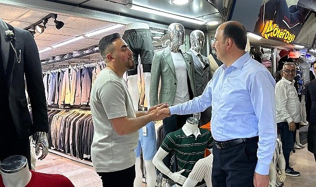 Başkan Altay Bayram Alışverişine &Ccedil;ıkan Konyalıları ve Esnafları Ziyaret Etti