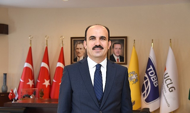 Başkan Altay B&uuml;y&uuml;klerimiz ve Kahraman Gazilerimiz İ&ccedil;in "Vefa Umresi&rdquo; Projesinin M&uuml;jdesini Verdi