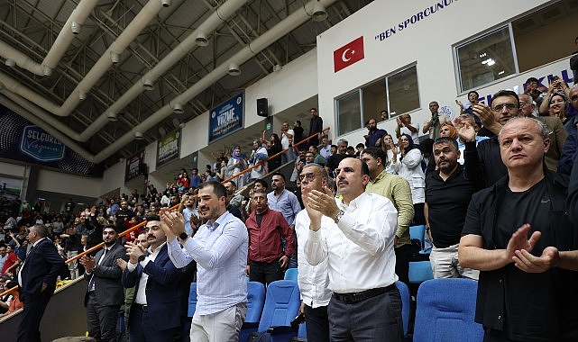 Başkan Altay: &ldquo;B&uuml;y&uuml;kşehir Basketbol Altyapısındaki Gen&ccedil;lerimizin Başarıları İle Gurur Duyuyoruz&rdquo;