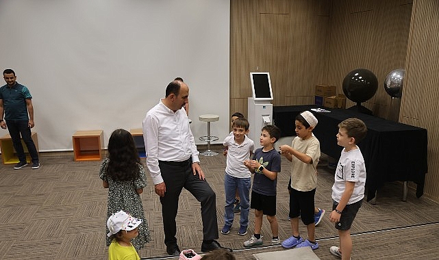 Başkan Altay, Konya Bilim Merkezi&rsquo;nin Yaz Bilim Kamplarına Katılan &Ccedil;ocuklarla Buluştu