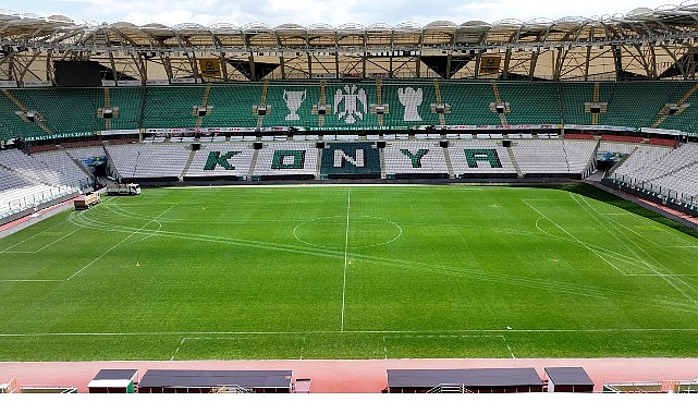 Başkan Altay, Konya B&uuml;y&uuml;kşehir Stadyumu&rsquo;nun Zemininde Renovasyon &Ccedil;alışması Başlattıklarını A&ccedil;ıkladı