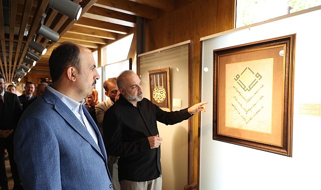 Başkan Altay Meydan Evleri&rsquo;nde Sergileri ve Esnafları Ziyaret Etti