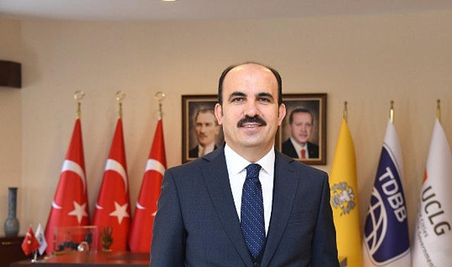 Başkan Altay T&uuml;m Annelerin Anneler G&uuml;n&uuml;&rsquo;n&uuml; Kutladı