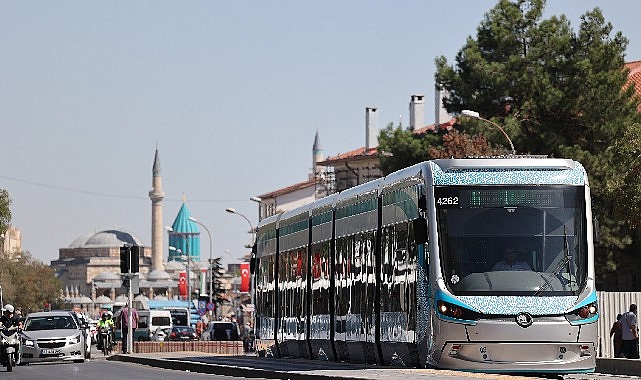 Başkan Altay: 'T&uuml;rkiye&rsquo;nin En Ucuz &Ouml;ğrenci Ulaşımı Konya&rsquo;da'