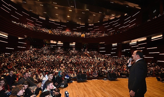 Başkan Altay &Uuml;niversite Tercihi Yapacak Gen&ccedil;leri &Ouml;ğrenci ve Huzur Şehri Konya&rsquo;ya Davet Etti