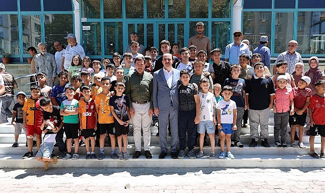 Başkan Altay ve Başkan Kılca Kur&rsquo;an &Ouml;ğrenen &Ccedil;ocukların Heyecanına Ortak Oldu