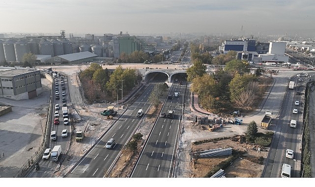 Başkan Altay Yenileme &Ccedil;alışması S&uuml;ren Marangozlar Kavşağı&rsquo;nın Alt Kısmını Trafiğe A&ccedil;tıklarını A&ccedil;ıkladı
