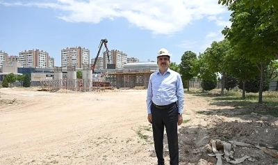 Başkan Altay: &ldquo;Yurtlar B&ouml;lgesi'nde Tramvay Hattımızı Yukarı Alacağımız K&ouml;pr&uuml; &Ccedil;alışmamız Kesintisiz Bir Şekilde Devam Ediyor&rdquo;