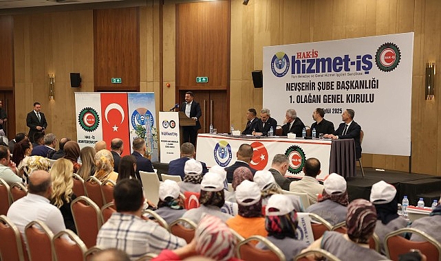 Başkan Arı, Hizmet-İş Nevşehir Şubesi&rsquo;nin Genel Kuruluna Katıldı