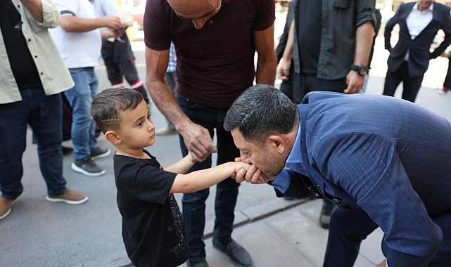 Başkan Arı&rsquo;dan Festival Kapsamında Kabak &Ccedil;ekirdeği Hediyesi