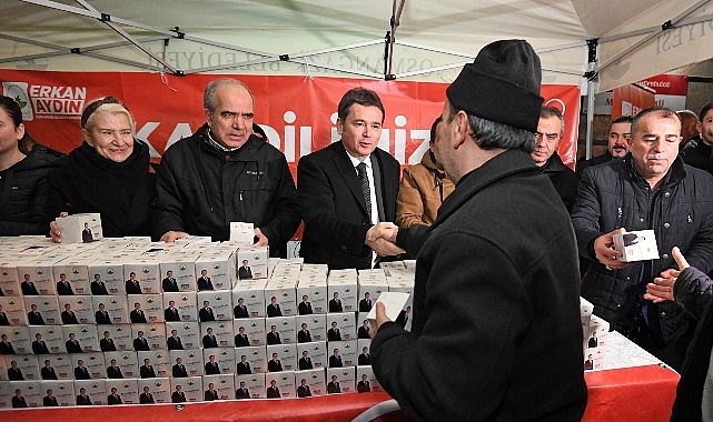 Başkan Aydın, Berat Kandili&rsquo;nde Vatandaşlarla Buluştu