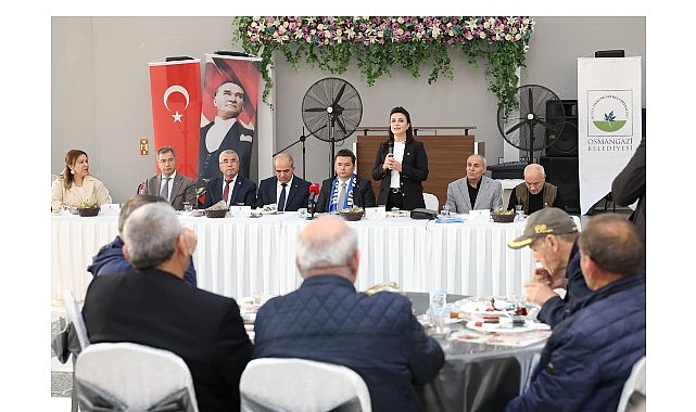 Başkan Aydın&rsquo;a Ovaak&ccedil;a&rsquo;da hizmet teşekk&uuml;r&uuml;