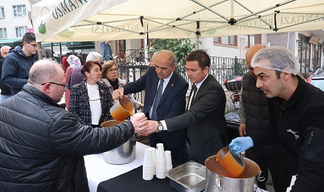 Başkan Aydın&rsquo;ın Cuma Durağı Muradiye Mahallesi Oldu