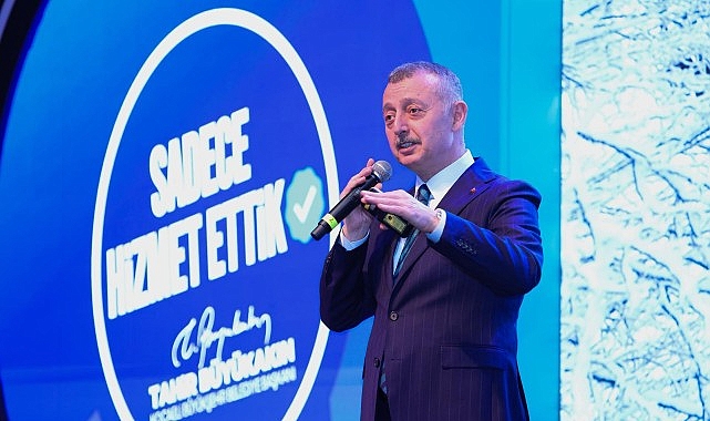 Başkan B&uuml;y&uuml;kakın: &ldquo;Gen&ccedil;ler k&uuml;t&uuml;phanelerimizi &ccedil;ok sevdi&rdquo;