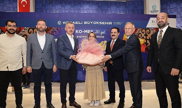 Başkan B&uuml;y&uuml;kakın, ilk haftadan yoğun ilgi g&ouml;ren KO-MEK&rsquo;le ilgili konuştu:  &ldquo;Yeni bir yaşam bi&ccedil;imi oluşturdu&rdquo;