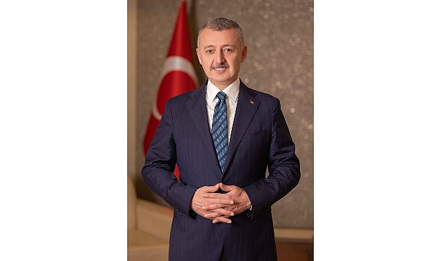 Başkan B&uuml;y&uuml;kakın okula yeni başlayan miniklere başarılar diledi