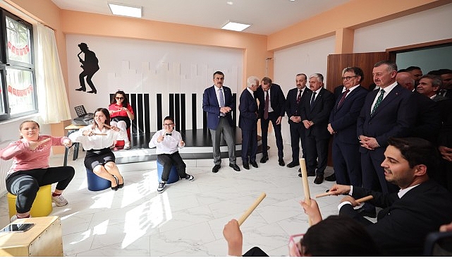Başkan B&uuml;y&uuml;kakın: "&Ouml;zel eğitim sınıf sayısını 336'ya &ccedil;ıkarıyoruz"