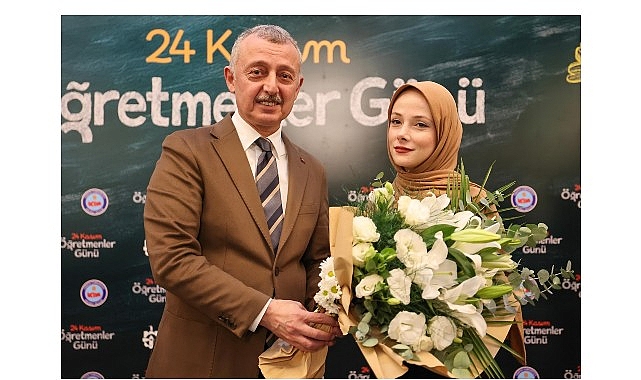 Başkan B&uuml;y&uuml;kakın: "&Uuml;lkemizin geleceğini inşa ediyorsunuz"