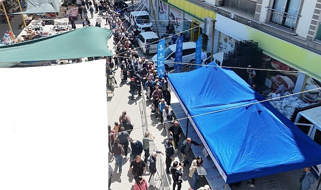 Başkan &Ccedil;er&ccedil;ioğlu Binlerce Fideyi S&ouml;ke&rsquo;de Vatandaşlar ile Buluşturdu